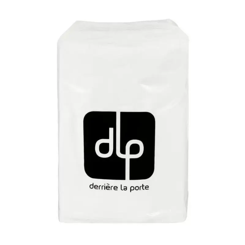 Seulement Aujourd’hui Recharge de 250 serviettes en papier, Derrière la porte