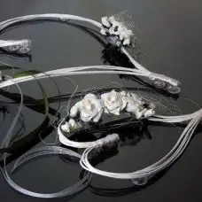 Petit Prix Coeur en rotin avec Fleur Ecru pour Décoration de voiture de Mariage x 2 pièces